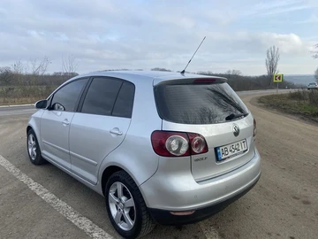 Авто Volkswagen Golf Plus 2005 № 8319611