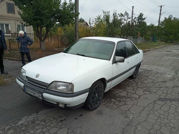 Авто Opel Omega 1986 № 8319704