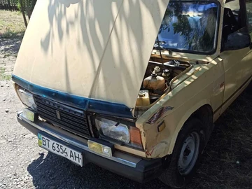 Авто ВАЗ 2107 1988 № 8319868
