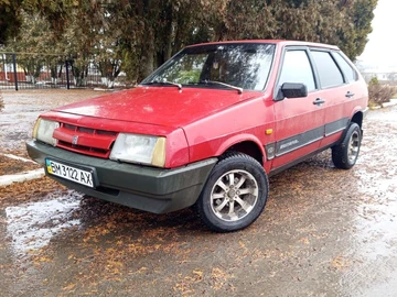 Авто ВАЗ 2109 1992 № 8319881