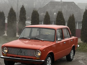 Авто ВАЗ 2101 1982 № 8320100