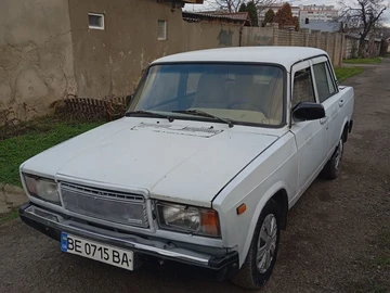Авто ВАЗ 2107 1993 № 8320114