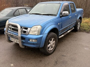 Авто Isuzu D-Max 2004 № 8320136
