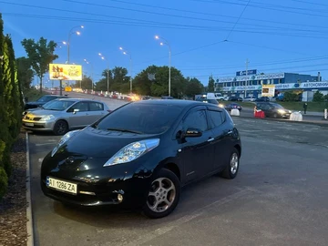 Авто Nissan Leaf 2012 № 8320212