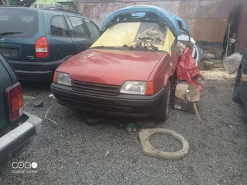 Авто Opel Kadett 1992 № 8320246
