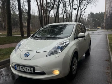 Авто Nissan Leaf 2011 № 8320422
