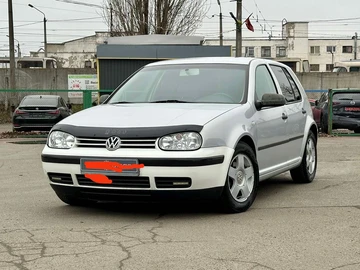 Авто Volkswagen Golf 2000 № 8320437