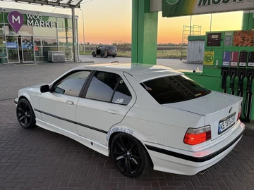 Авто BMW 3 Серия 1992 № 8320834