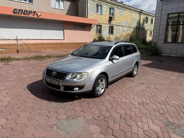 Авто Volkswagen Passat Variant 2006 № 8321128