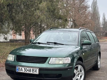 Авто Volkswagen Passat Variant 2000 № 8321216
