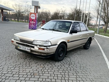 Авто Toyota Camry 1987 № 8321263