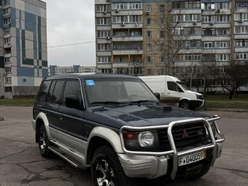 Авто Mitsubishi Pajero 1995 № 8321351