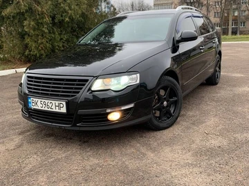 Авто Volkswagen Passat Variant 2006 № 8321901