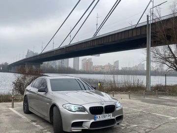 Авто BMW 5 Серия 2011 № 8322045