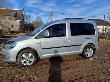 Авто Volkswagen Caddy 2011 № 8322117