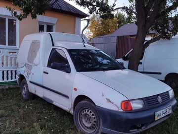 Авто Volkswagen Caddy 2000 № 8322197