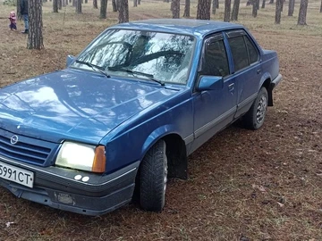 Авто Opel Ascona 1988 № 8322335