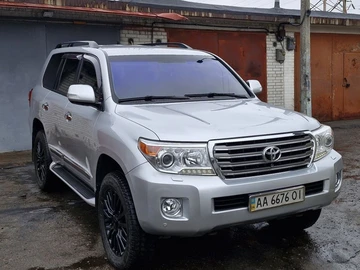 Авто Toyota Land Cruiser 200 2014 № 8322336