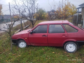 Авто ВАЗ 2109 1993 № 8322348