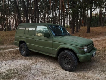 Авто Mitsubishi Pajero 1999 № 8322377