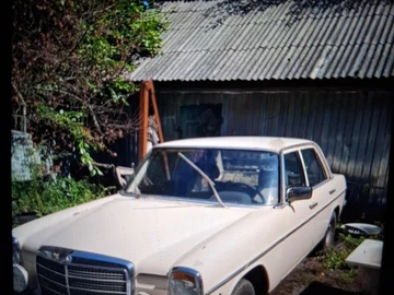 Авто Mercedes 200 1974 № 8322389