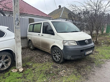 Авто Volkswagen Transporter 2009 № 8322530