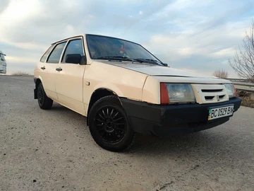 Авто ВАЗ 2109 1993 № 8322551