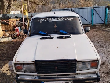 Авто ВАЗ 2107 1989 № 8322582