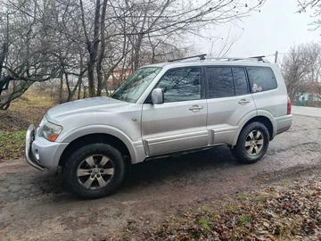 Авто Mitsubishi Pajero 2004 № 8322850