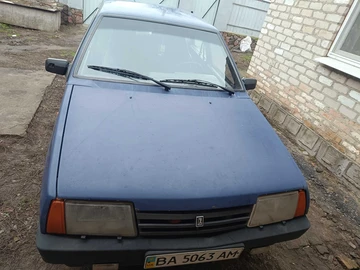 Авто ВАЗ 21099 1998 № 8323077