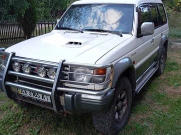 Авто Mitsubishi Pajero 1994 № 8323087