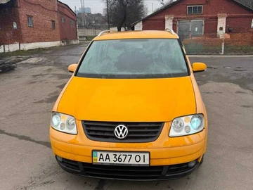 Авто Volkswagen Touran 2004 № 8323206