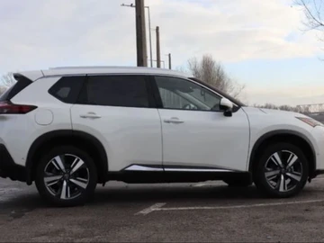 Авто Nissan Rogue 2023 № 8323234
