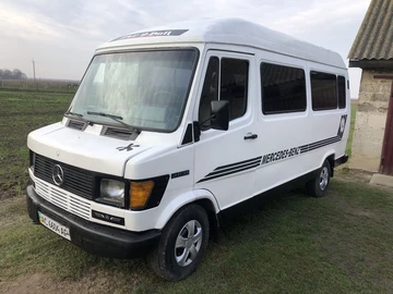 Авто Mercedes 220 1991 № 8323386