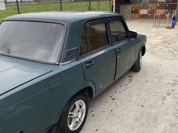 Авто ВАЗ 2103 1995 № 8323396