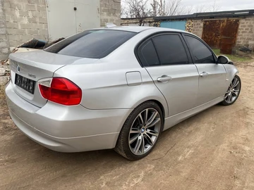 Авто BMW 3 Серия 2005 № 8323421