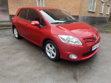 Авто Toyota Auris 2012 № 8323424