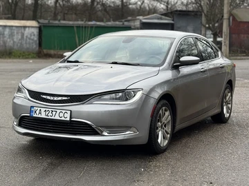 Авто Chrysler 200 2015 № 8323670