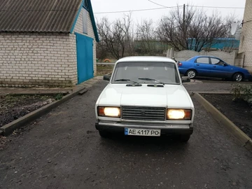 Авто ВАЗ 2107 1984 № 8323681