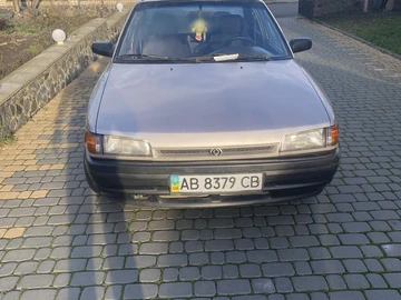 Авто Mazda 323 1992 № 8323757