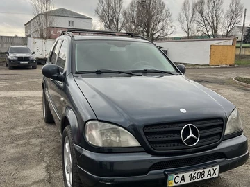 Авто Mercedes Ml Серия 2000 № 8323771