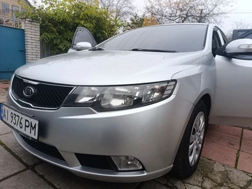 Авто KIA Cerato Forte  2009 № 8323780