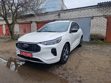 Авто Ford Escape 2023 № 8323784
