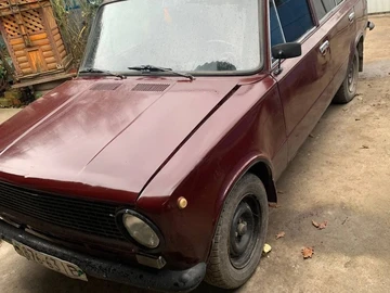 Авто ВАЗ 2102 1977 № 8324019