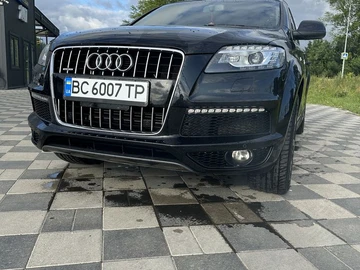 Авто Audi Q7 2010 № 8324031