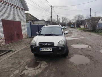Авто Hyundai Tucson 2008 № 8324034
