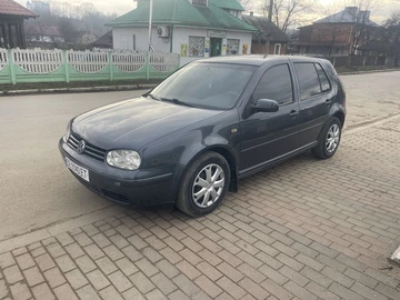 Авто Volkswagen Golf 1999 № 8324135