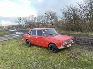 Авто ВАЗ 2103 1978 № 8324231