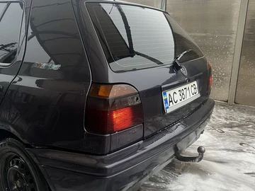 Авто Volkswagen Golf 1996 № 8324389