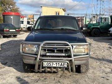 Авто Ford Explorer 1996 № 8324396